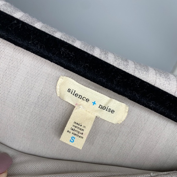 Strapless dress - Picture 3 of 4